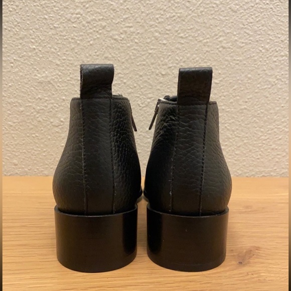 Everlane Boss Ankle Booties NWOT - Picture 2 of 5